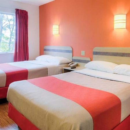 Motel 6 Kansas City, Mo - Airport Ngoại thất bức ảnh